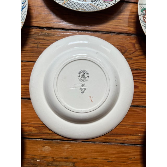 Ceramic Late 19th Century Aesthetic Movement Low Bowl Plates by Gildea and Walker Potteries in the Melbourne Pattern- Set of 6 For Sale - Image 7 of 7