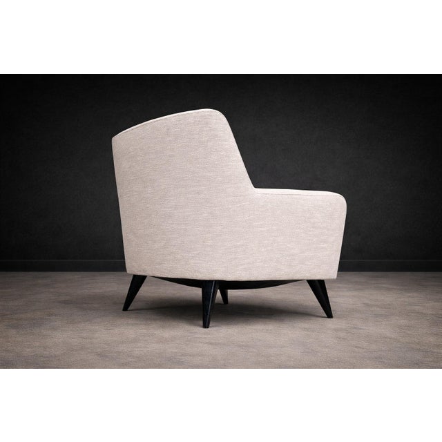 Pair of Armchairs in Hardwood & Off White Upholstery, Joaquim Tenreiro, 1950s For Sale In New York - Image 6 of 9