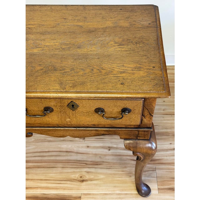 Vintage Elongated Queen Anne Style Console Table For Sale In Kansas City - Image 6 of 12