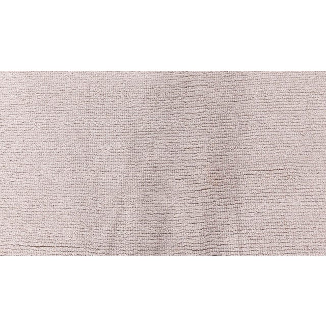 Modern Contemporary Flatweave Solid Light Beige Carpet "Mojave" by Doris Leslie Blau For Sale - Image 3 of 7