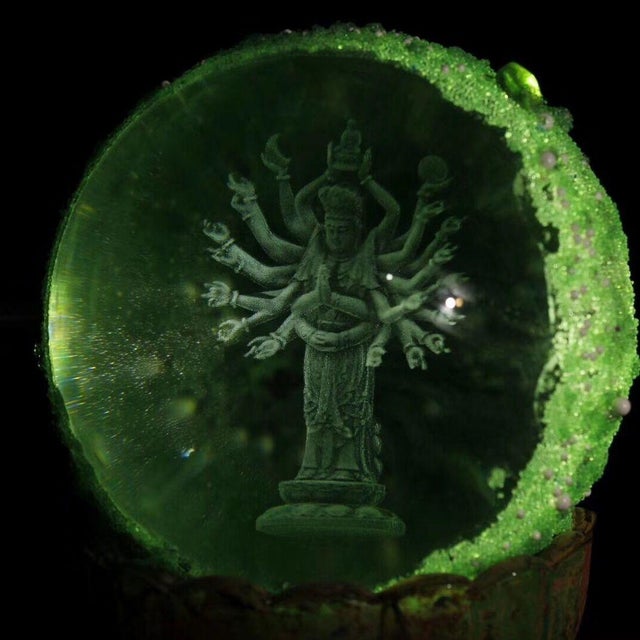 Late 19th Century Buddhist Relic Sphere With Thousand-Hand Guanyin, 1540g, Green Crystal Ball For Sale - Image 9 of 9