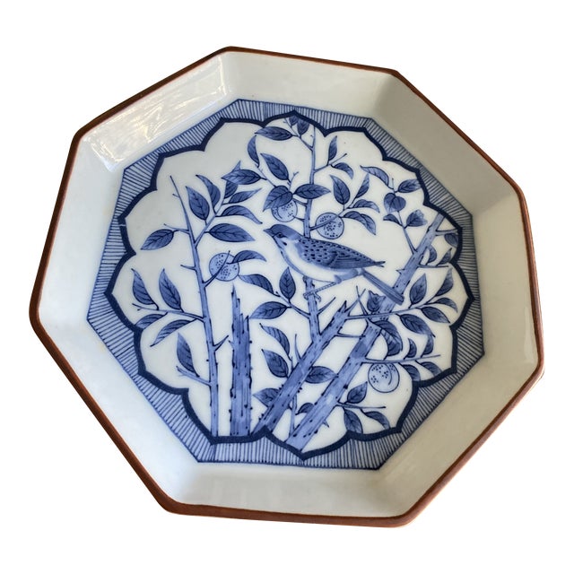 Early 20th Century Chinese Porcelain Hand Painted Signed Bird Trinket Octagon Dish For Sale