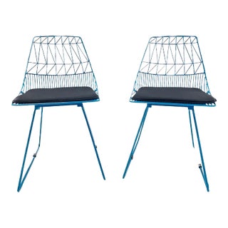 Vintage Mid-Century Modern Style Teal Wire Chairs For Sale