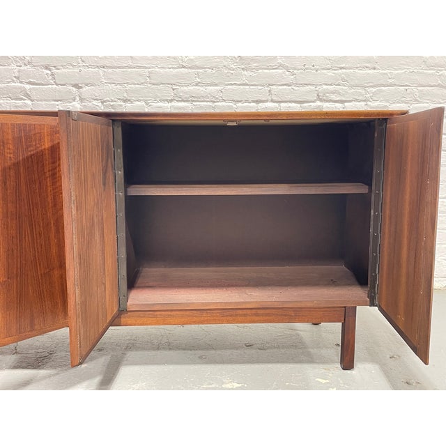 Simple + Classic Walnut Mid Century Modern Credenza / Media Stand / Sideboard by Dillingham, C. 1960's For Sale - Image 10 of 11