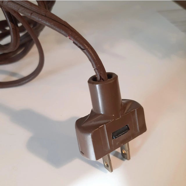 Wood Memphis Style Thurston Lamp Geometric Primary Modernist For Sale - Image 7 of 12