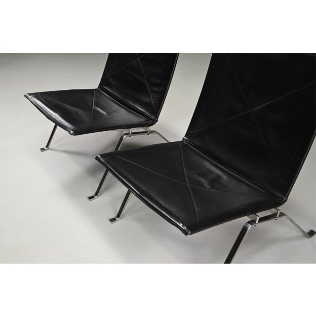 2000 - 2009 PK22 Lounge Chairs by Poul Kjærholm for Fritz Hansen, Denmark, 1950s, Set of 2 For Sale - Image 5 of 10