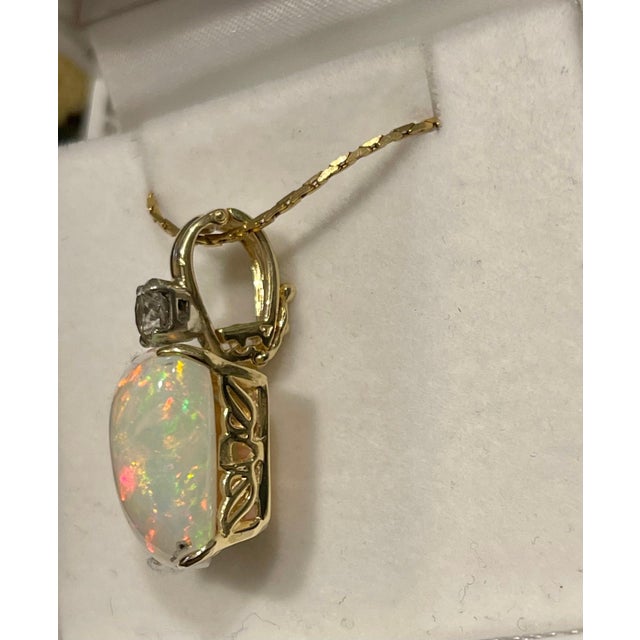 Gemstone 7 Ct Ethiopian Opal & Diamond Pendant / Necklace 14 Karat + 14 Kt Gold Chain For Sale - Image 7 of 18