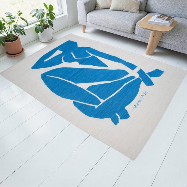 Woven entirely by hand in the celebrated Oushak region of Aegean Anatolia, this striking 2020s flatweave kilim marries...