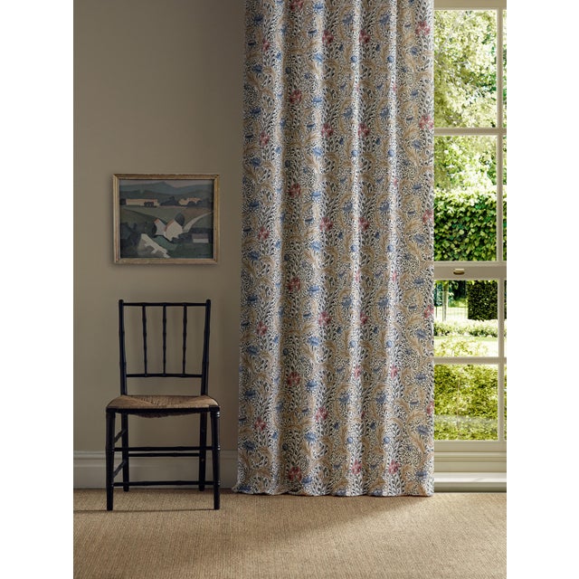 Tulips frequently appearing in the Morris & Co. archive are seen in this Huntington document where leafy vines fill the...