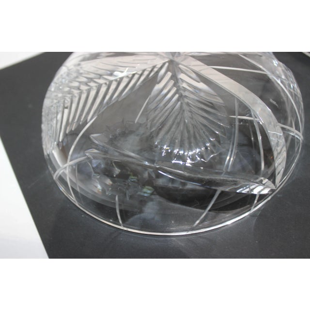 Lidded Box Bonbonnier in Cut Crystal For Sale - Image 9 of 11