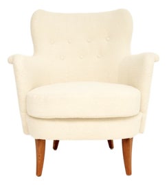 Example of Mid-Century Modern Lounge Chairs