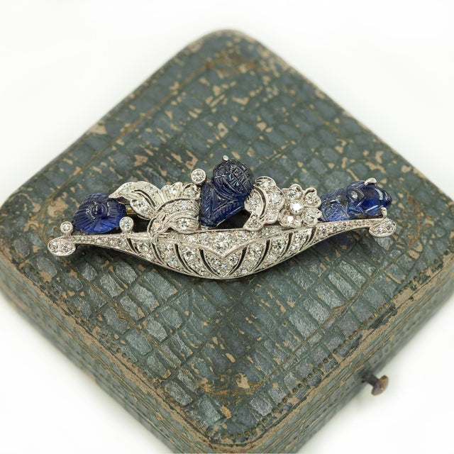 Metal 1930s Art Deco Wise Platinum 14k Carved Sapphire Diamond Floral Brooch For Sale - Image 7 of 12