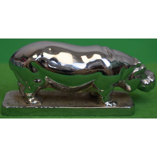 Sz: 2"H x 4"L x 1 1/4"D