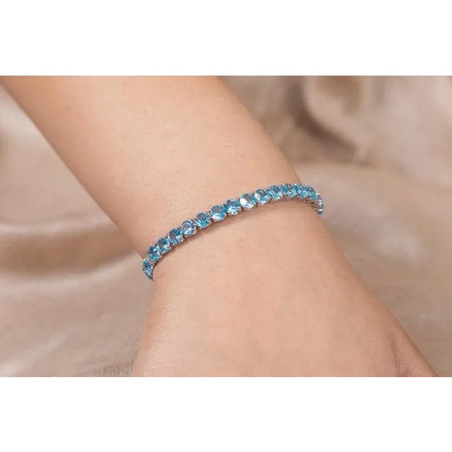 19.7ct Round Cut Blue Topaz & Diamond Classic Wedding Bracelet in 18k White Gold For Sale In New York - Image 6 of 13