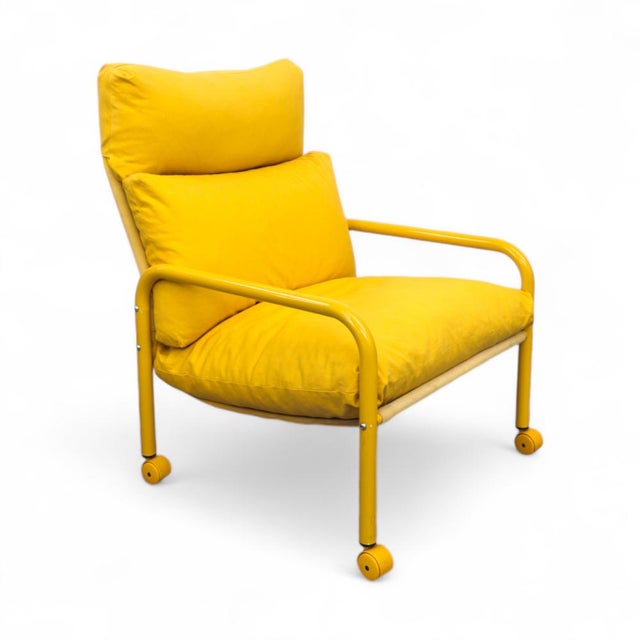 Designed by Swedish design favourites of the 50s and 60s, Johan Huldt and Jan Dranger, these chairs were built to be an...