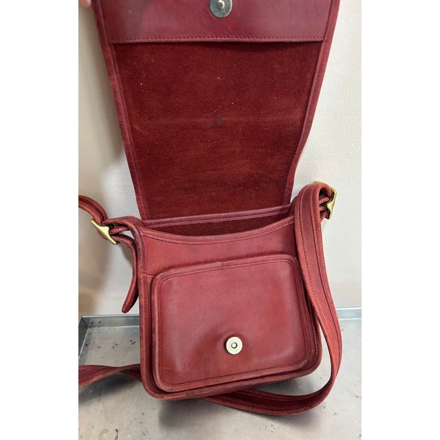 Coach Coach 1970s-80s Red Leather Cross-Body Purse For Sale - Image 4 of 8