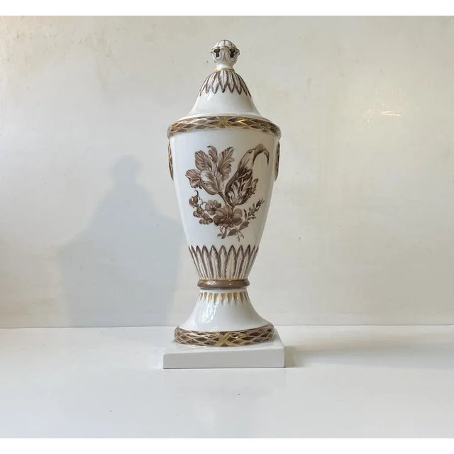 Porcelain Lidded Vase with Hand-Painted Motifs from Royal Copenhagen, 1900s For Sale - Image 10 of 10