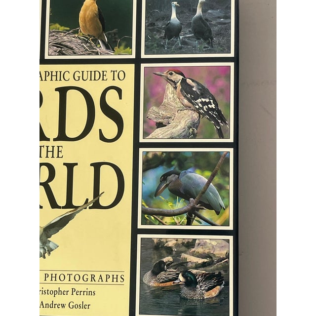 Green Coffee Book the Photographic Guide Birds of the World For Sale - Image 8 of 10