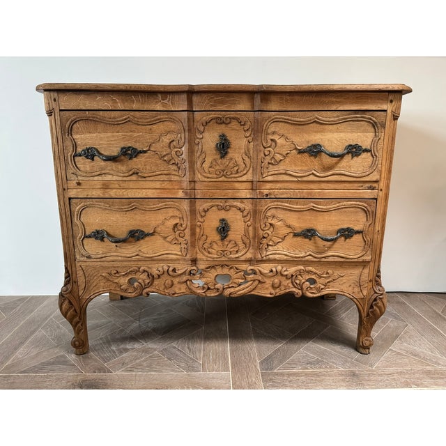 French Bleached Oak Chest of Drawers, 1860 For Sale - Image 4 of 12