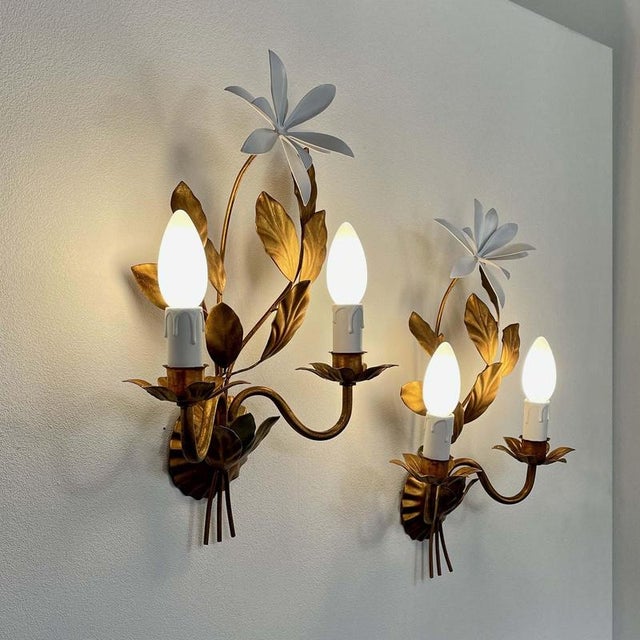 Metal Gilt Floral Wall Lights attributed to Maison Bagues, France 1950s, Set of 2 For Sale - Image 7 of 18