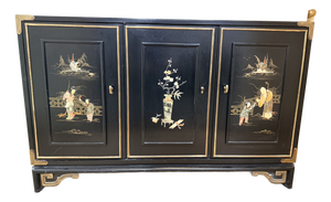 1970s Mastercraft Handcrafted Chinoiserie Chest
