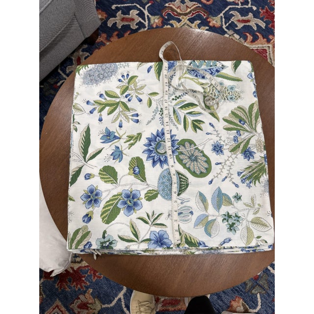 Cornflower Blue Schumacher Roca Redonda 22x 22 Decorative Pillow Cover in Ivory and Blue For Sale - Image 8 of 8