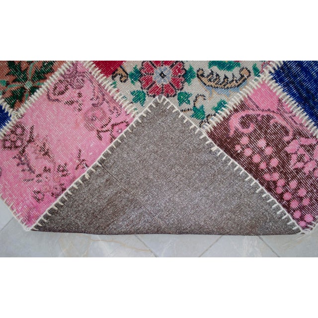 Vibrant Pink & Red Turkish Rug Hand Knotted Handstitched Art - 5'7"x7'10" For Sale - Image 11 of 17