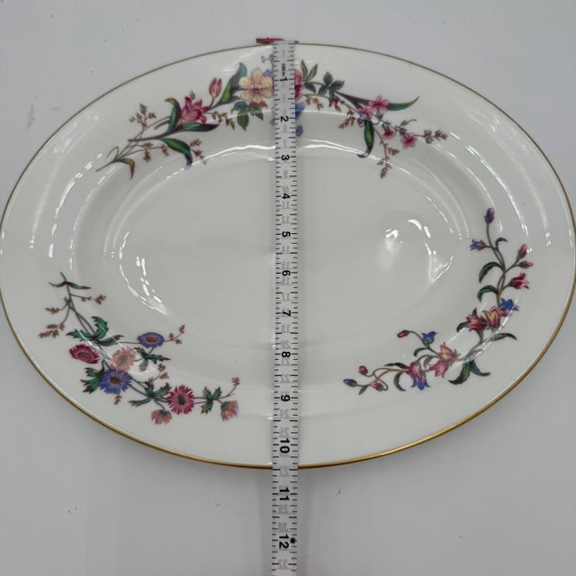Wedgwood 1950s Platter by Wedgwood in Devon Sprays Bone China 13.5" For Sale - Image 4 of 4