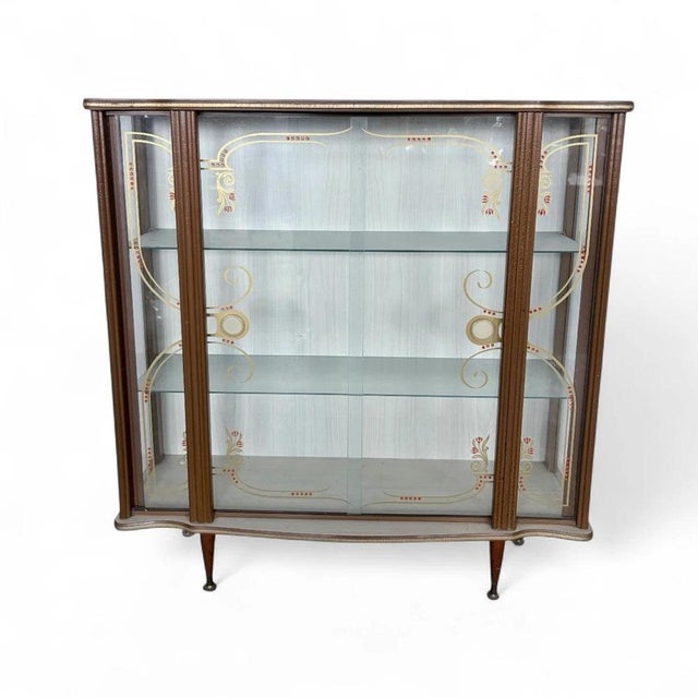 Brown Mid-Century Formica and Curved Glass Display Bar with Etched Design For Sale - Image 8 of 8
