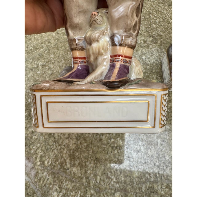 Pair of Early 1900s Royal Copenhagen Figurines Carl Martin-Hansen Man and Woman From Greenland For Sale - Image 16 of 16