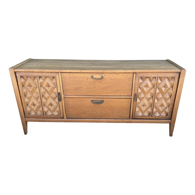 Vintage 1960s Broyhill Furniture Premier Mahogany Dresser Diamond Front For Sale