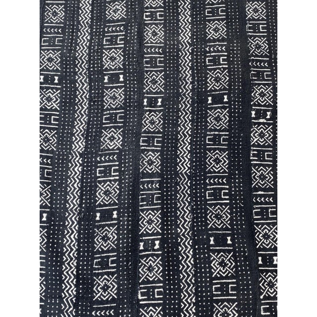 Vintage African Black and White Mud Cloth Textile Mali 65 by 42" For Sale In New York - Image 6 of 6