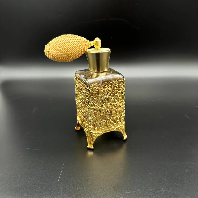 Vintage Hollywood Regency Ormolu Filigree Gold Gilt Vanity Accessories Set Perfume Bottles & Soap Dish 3 Pieces For Sale - Image 11 of 12