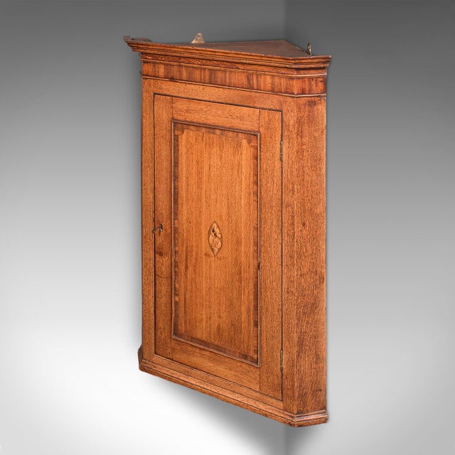 Antique Mounted Corner Cabinet, English, Oak, Wall Cupboard, Georgian, c.1780 For Sale - Image 4 of 9