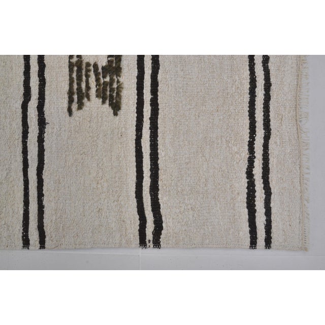 1950s 1950s Turkish Hemp Kilim Runner Rug For Sale - Image 5 of 10