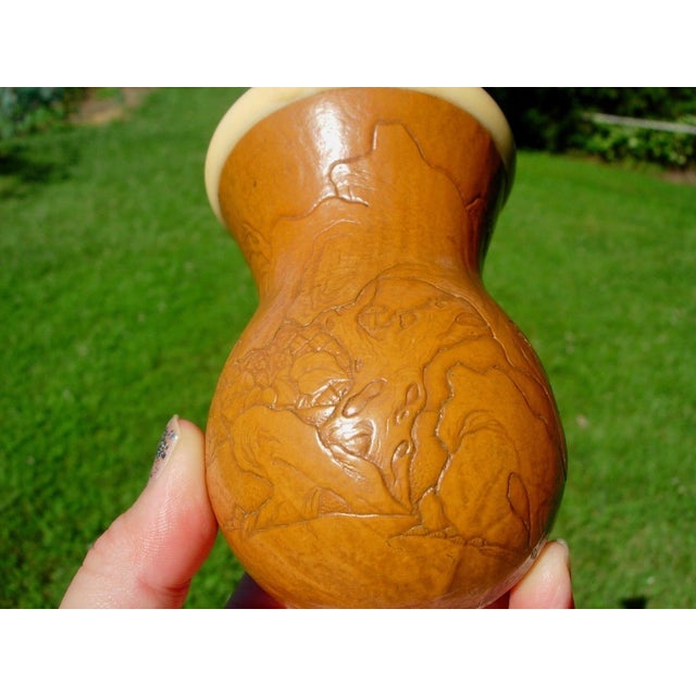 Excellent ChiAntique Chinese Molded Gourd Cricket Cage With Landscape Scene, 18th/19th Century For Sale In Dallas - Image 6 of 9