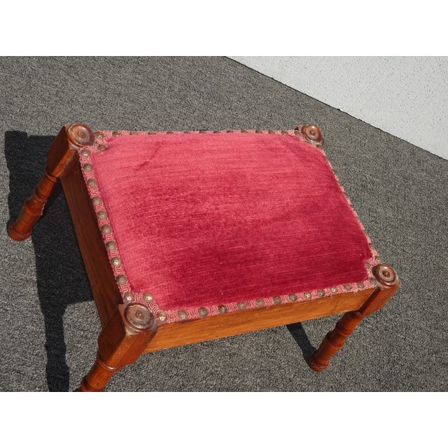 Vintage Oak French Country Rose Colored Velvet Footstool W Decorative Nails For Sale In Los Angeles - Image 6 of 12