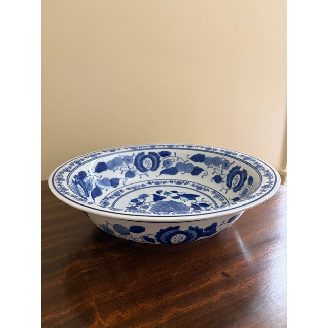 Chinoiserie Blue and White Porcelain Large Decorative Charger Plate For Sale In South Bend - Image 6 of 10