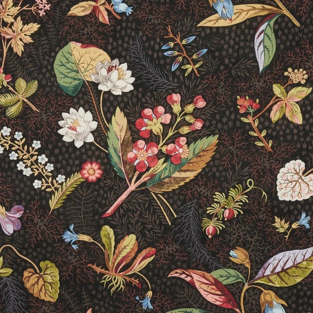 Contemporary Schumacher Blackwell Linen Fabric in Noir For Sale - Image 3 of 5