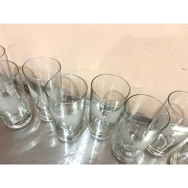 Mid-Century Modern 1950s-60s Etched Cotton Boll Highball Glasses Set of 8 For Sale - Image 3 of 3
