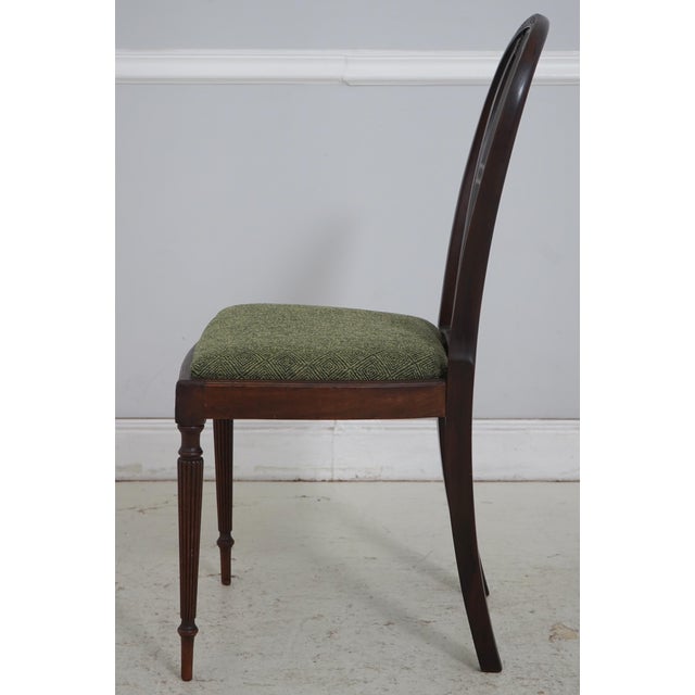Traditional Vintage Mahogany Balloon Back Sheraton Side Chair For Sale - Image 3 of 18