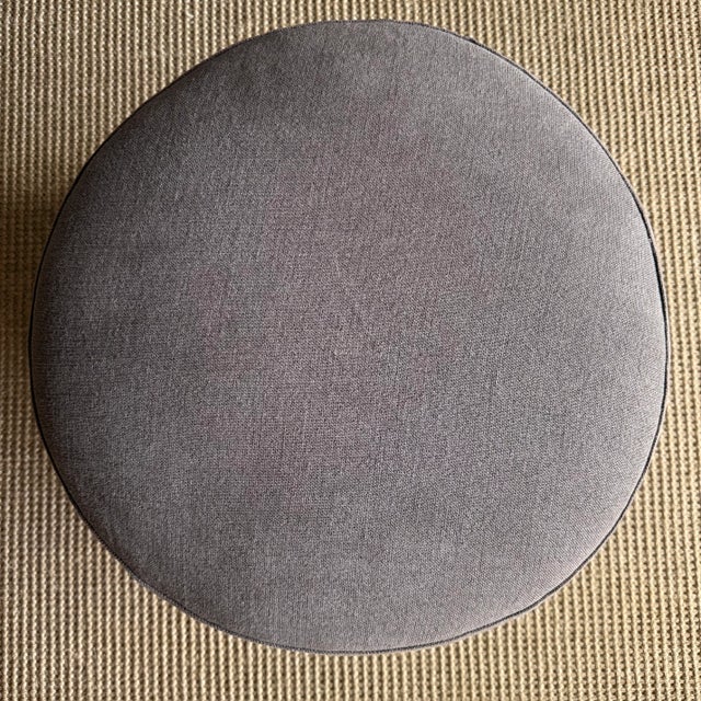 Bailey Ecorce Slip Covered Ottoman in Linen With Pleated Skirt For Sale In Los Angeles - Image 6 of 6