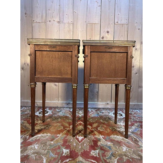 Louis XVI Style Bedside Tables in White Marble, Set of 2 For Sale - Image 5 of 10