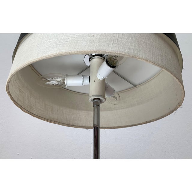 Mid-Century Minimalist Tripod Table Lamp, 1960s For Sale - Image 17 of 18