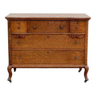 Early 20th Century Vintage Tiger Oak Chest of Five Drawers For Sale