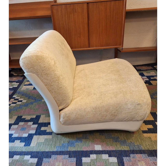 Textile Italian Fiberglass Mohair Lounge Chair in the style of Mario Bellini, 1960s For Sale - Image 7 of 9