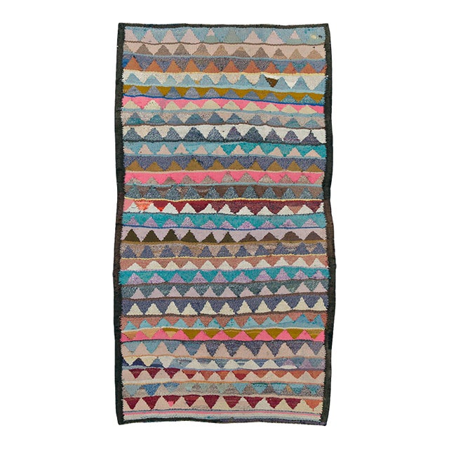 Galerie Shabab Collection Mid-20th Century Persian Flatweave Kilim Rug For Sale