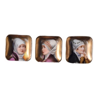Late 20th Century Set of Three Portrait Miniature Porcelain Dishes For Sale