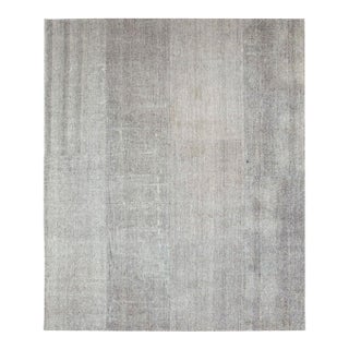 Galerie Shabab Collection Mid-20th Century Handmade Turkish Flatweave Kilim Large Room Size Carpet in Grey For Sale