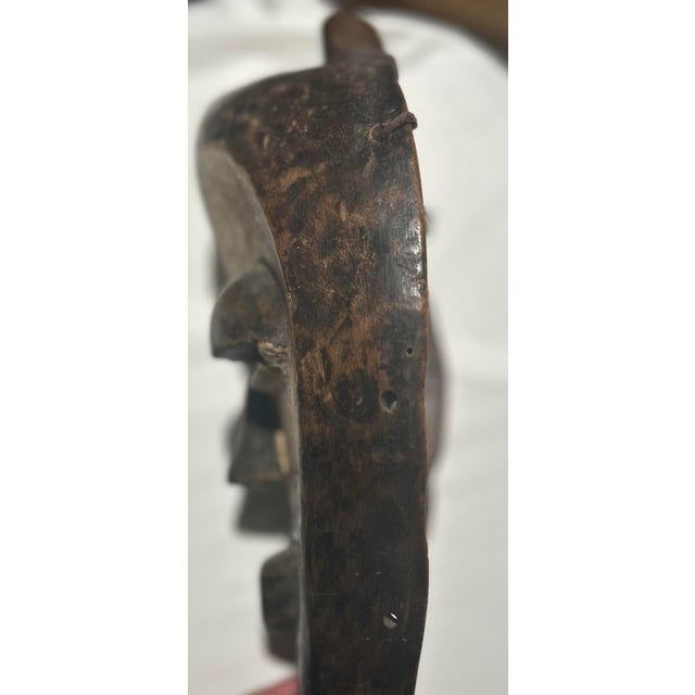 Brown 1960s African Mbagani Hand Carved Mask For Sale - Image 8 of 8